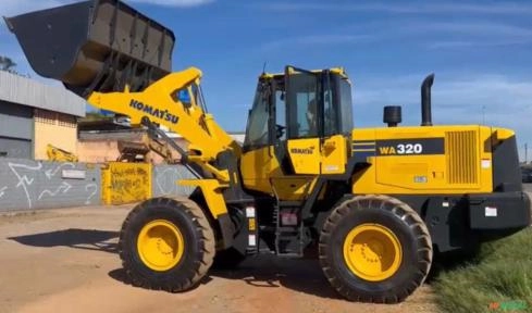 PÁ CARREGADEIRA KOMATSU, MODELO WA320, ANO 2018 Imagem PÁ CARREGADEIRA KOMATSU, MODELO WA320, ANO 2018
