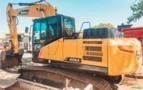 ESCAVADEIRA SANY, MODELO SY215H, ANO 2024, ÚNICO DONO, NF DE ORIGEM, APENAS 1.413HS TRABALHADAS Imagem ESCAVADEIRA SANY, MODELO SY215H, ANO 2024, ÚNICO DONO, NF DE ORIGEM, APENAS 1.413HS TRABALHADAS