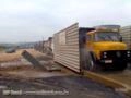 Lava Rodas e Chassi de Caminhões, Tratores e Máquinas Imagem Lava Rodas e Chassi de Caminhões, Tratores e Máquinas