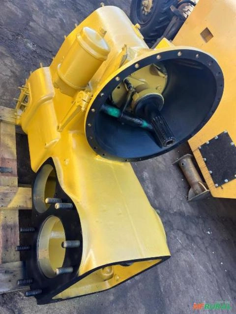 CARCAÇA DA TRASMISSAO CATERPILLAR 120 B 140 B 12 E Imagem CARCAÇA DA TRASMISSAO CATERPILLAR 120 B 140 B 12 E