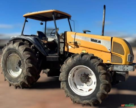 Trator Valtra BM125I Ano 2009 Imagem Trator Valtra BM125I Ano 2009