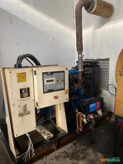 Gerador de Energia 80 kVA 5518 hrs Fg Wilson (Cat) Motor Perkins + Qta 80kVA Imagem Gerador de Energia 80 kVA 5518 hrs Fg Wilson (Cat) Motor Perkins + Qta 80kVA
