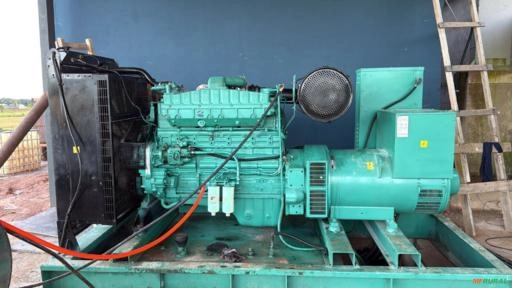 GERADOR ENERGIA 500 KVA 2014 700hrs MOTORES CUMMINS NTA 855 (BIG CAM) Imagem GERADOR ENERGIA 500 KVA 2014 700hrs MOTORES CUMMINS NTA 855 (BIG CAM)
