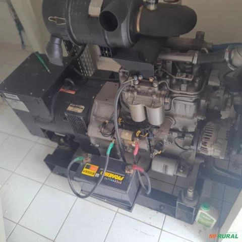 GERADOR ENERGIA 40 KVA 2005 140Hrs + QTA MOTOR MWM D229/3 (3 CILINDROS) Imagem GERADOR ENERGIA 40 KVA 2005 140Hrs + QTA MOTOR MWM D229/3 (3 CILINDROS)