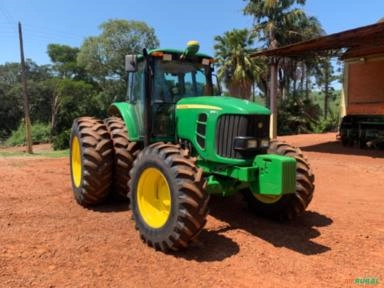 Trator John Deere 6180 4x4 ano 15 Imagem Trator John Deere 6180 4x4 ano 15