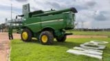 COLHEITADEIRA JOHN DEERE S540 + PLATAFORMA 25 PÉS CARACOL Imagem COLHEITADEIRA JOHN DEERE S540 + PLATAFORMA 25 PÉS CARACOL