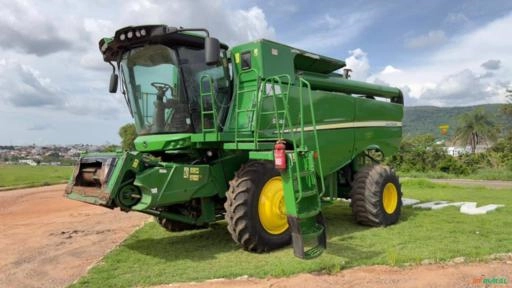 COLHEITADEIRA JOHN DEERE S540 + PLATAFORMA 25 PÉS CARACOL Imagem COLHEITADEIRA JOHN DEERE S540 + PLATAFORMA 25 PÉS CARACOL