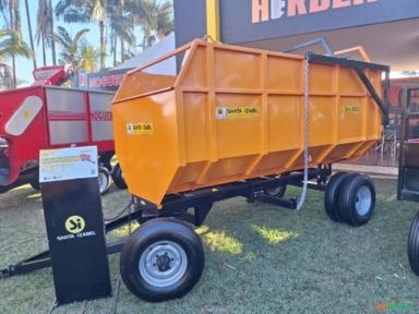 Carreta Forrageira Basculante Hidráulica por pistão (nova) Marca: Santa Izabel CBFA9000 Imagem Carreta Forrageira Basculante Hidráulica por pistão (nova) Marca: Santa Izabel CBFA9000