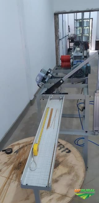 Máquina de varetas em fibra de vidro Imagem Máquina de varetas em fibra de vidro